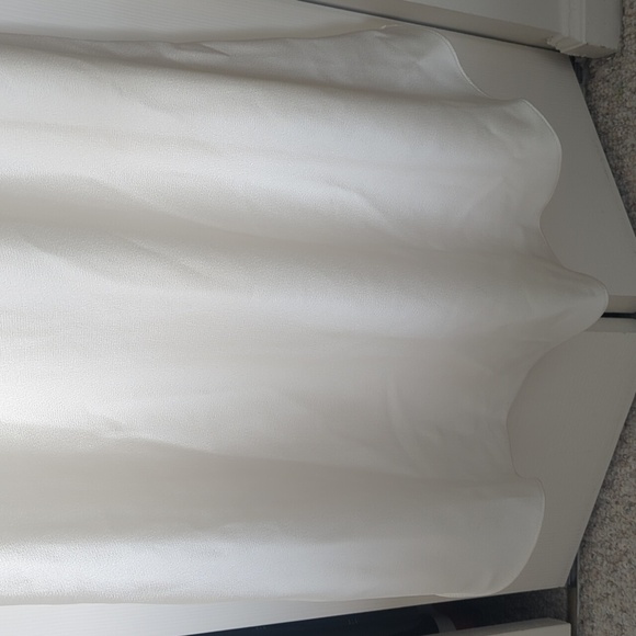 Halston Asymmetric White Gown - Picture 12 of 14